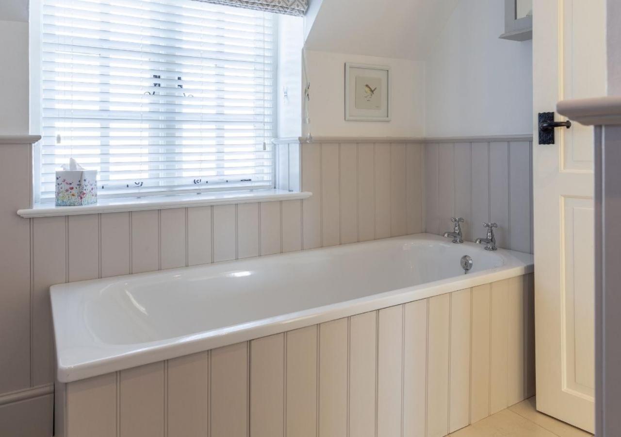 Jasmine Cottage - 2 Bedroom In Heart Of Bourton! Exteriér fotografie