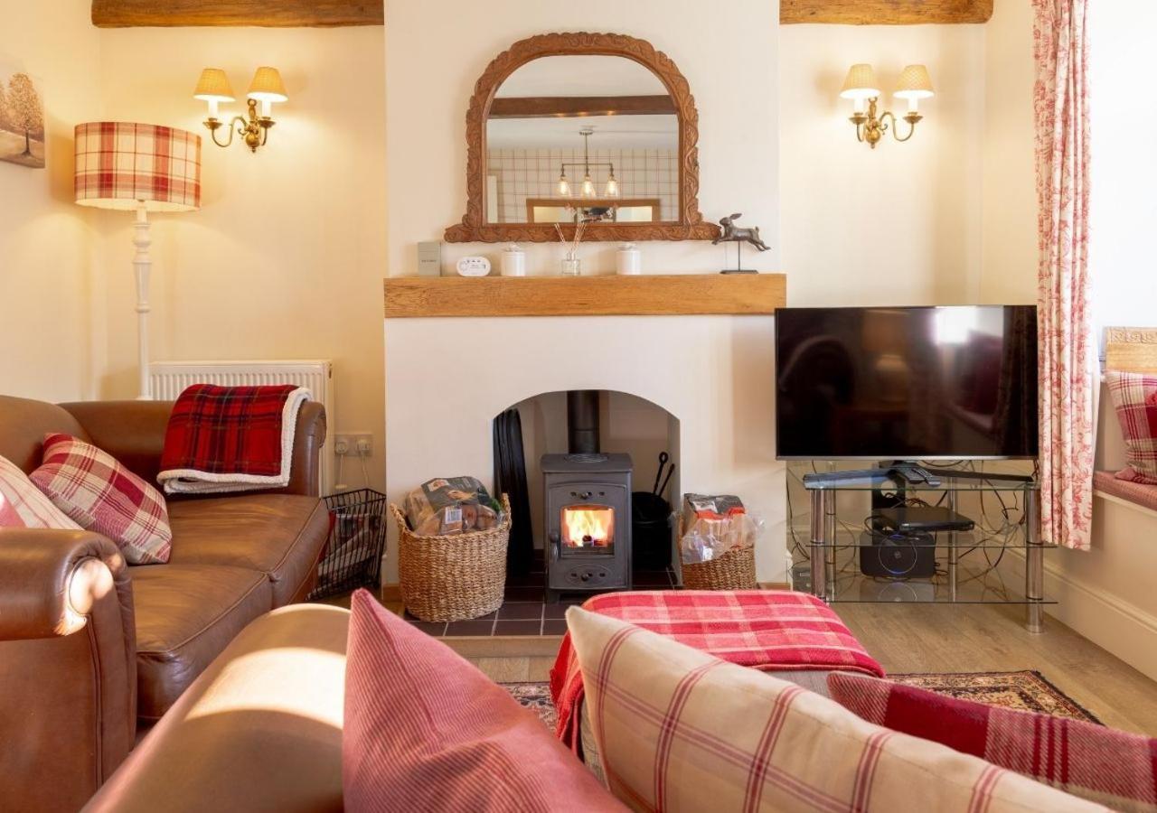 Jasmine Cottage - 2 Bedroom In Heart Of Bourton! Exteriér fotografie