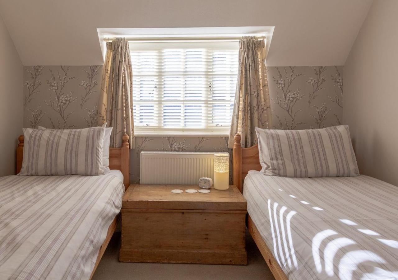 Jasmine Cottage - 2 Bedroom In Heart Of Bourton! Exteriér fotografie