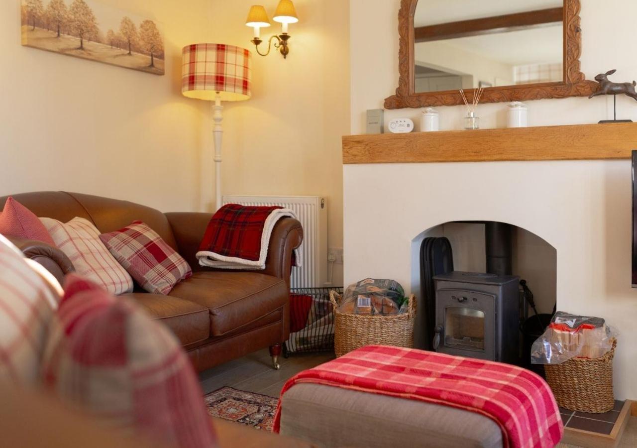 Jasmine Cottage - 2 Bedroom In Heart Of Bourton! Exteriér fotografie