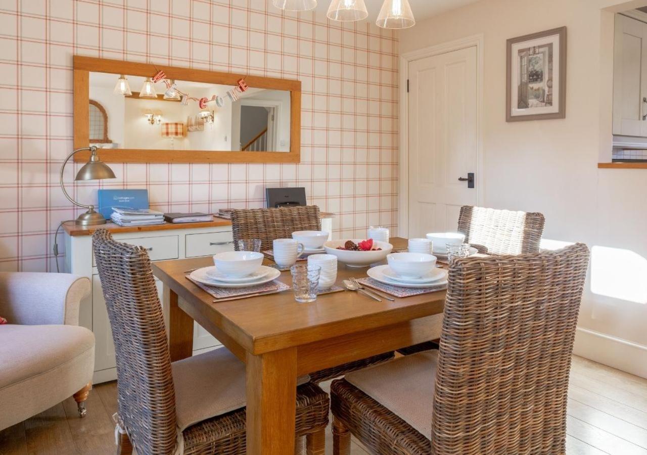 Jasmine Cottage - 2 Bedroom In Heart Of Bourton! Exteriér fotografie