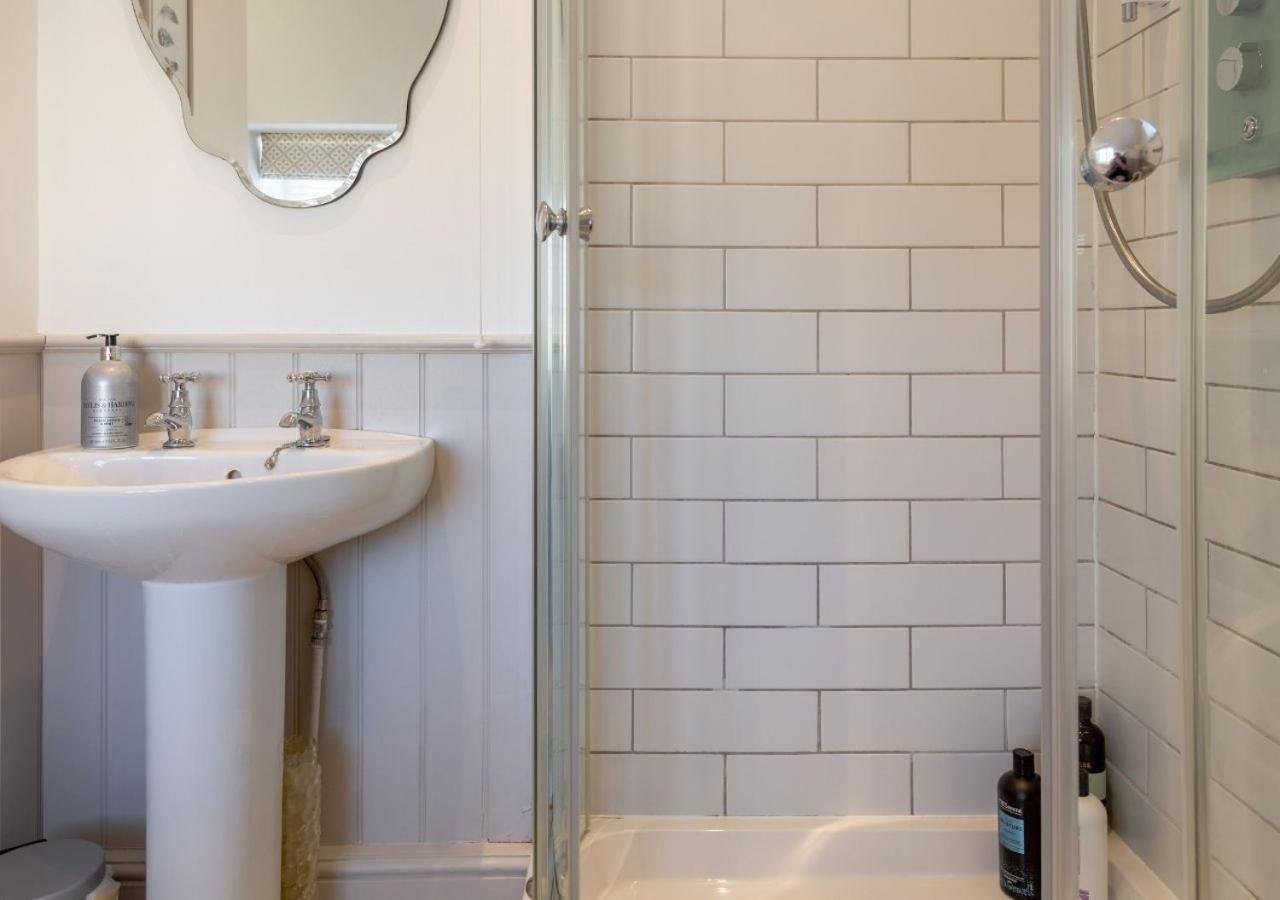 Jasmine Cottage - 2 Bedroom In Heart Of Bourton! Exteriér fotografie