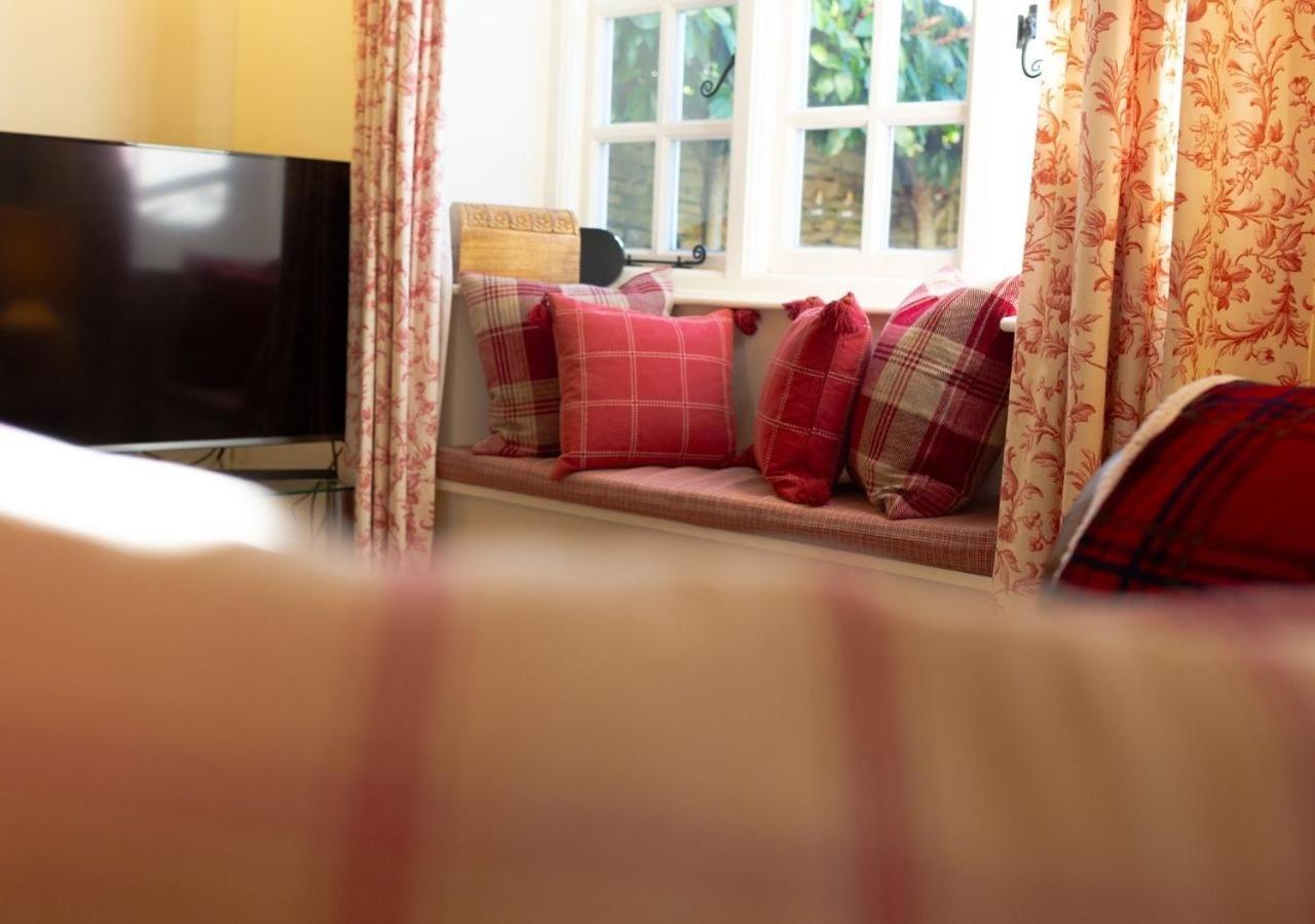 Jasmine Cottage - 2 Bedroom In Heart Of Bourton! Exteriér fotografie