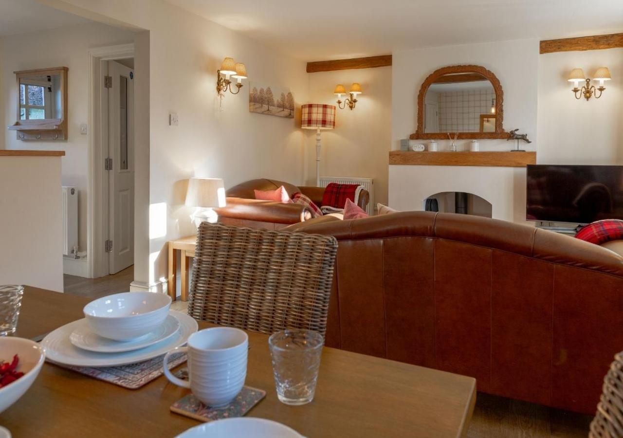 Jasmine Cottage - 2 Bedroom In Heart Of Bourton! Exteriér fotografie