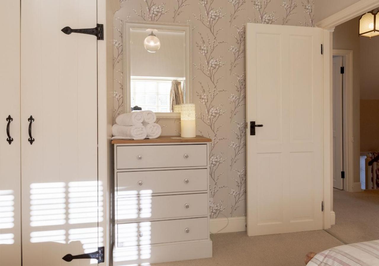 Jasmine Cottage - 2 Bedroom In Heart Of Bourton! Exteriér fotografie